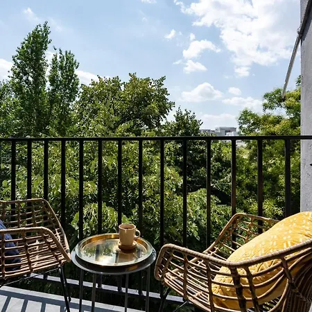 Bright 2br Flat - Location - Views アパート ブカレスト