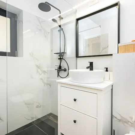 Bright 2br Flat - Location - Views * ブカレスト