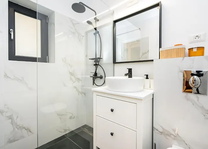 Bright 2br Flat - Location - Views * Bucarest